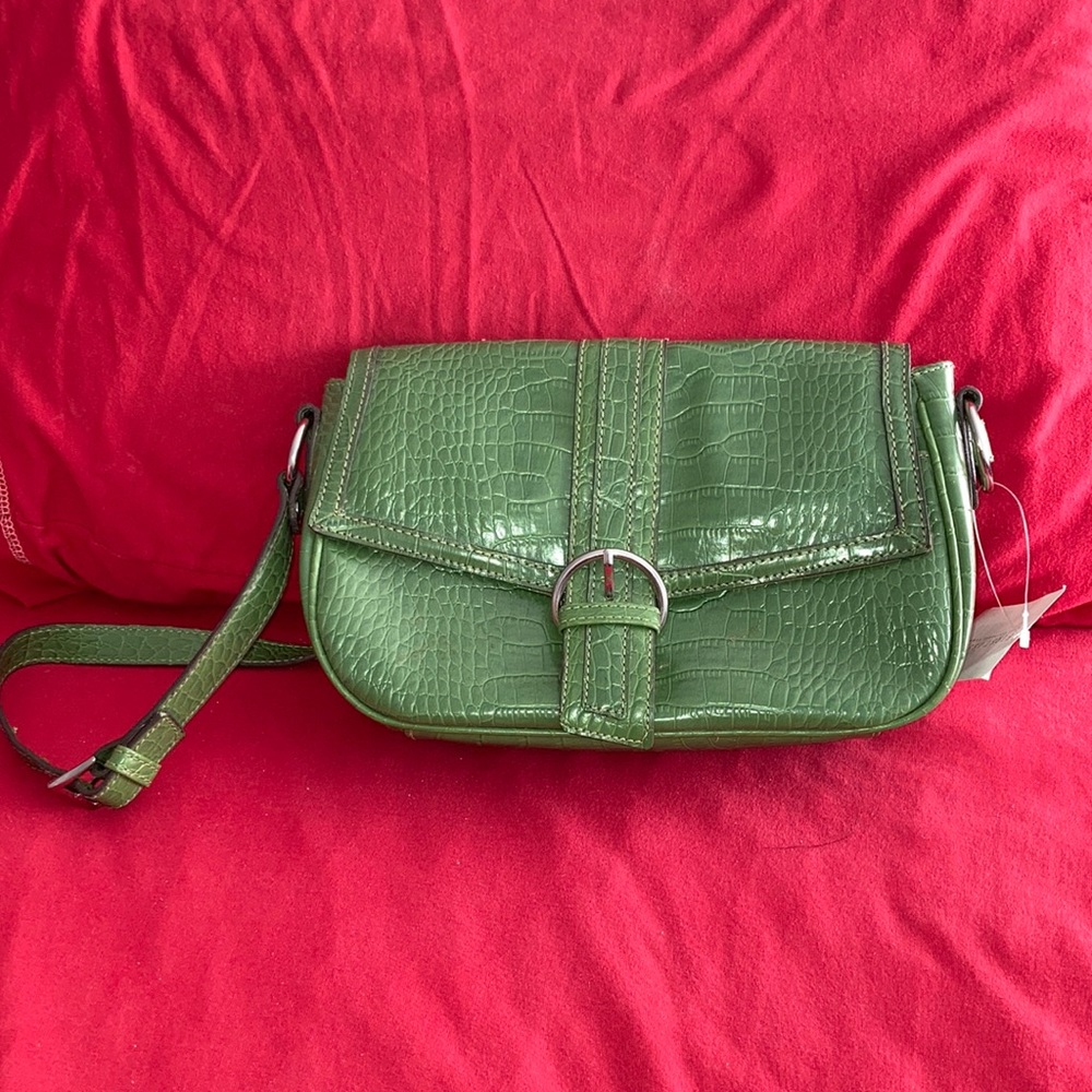 NWT First Issue purse